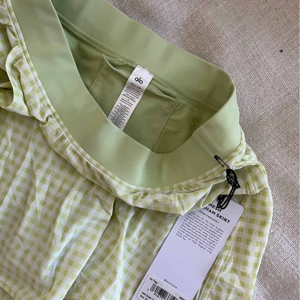ALO Yoga Light Green Gingham Mini Skirt - Picture 5 of 5